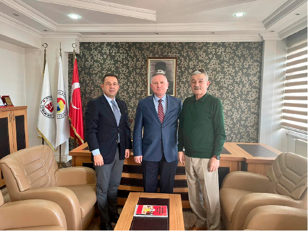 ABDULLAH AKARSU TİCARET VE SANAYİ ODASINI  ZİYARET ETTİ