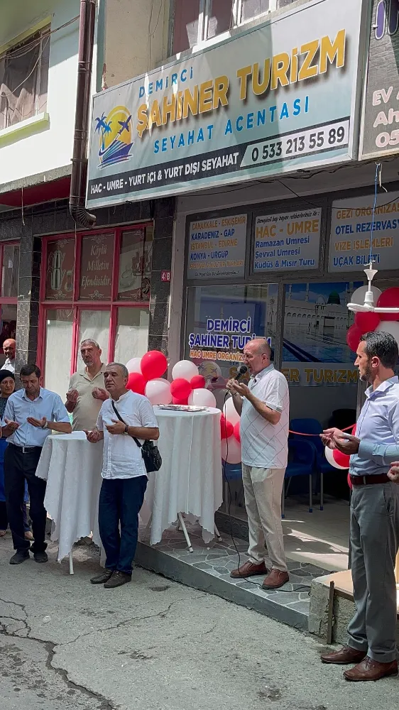 DEMİRCİ ŞAHİNER TURİZM SEYAHAT ACENTASI HAC VE UMRE ORGANİZASYON BÜROSU AÇILDI