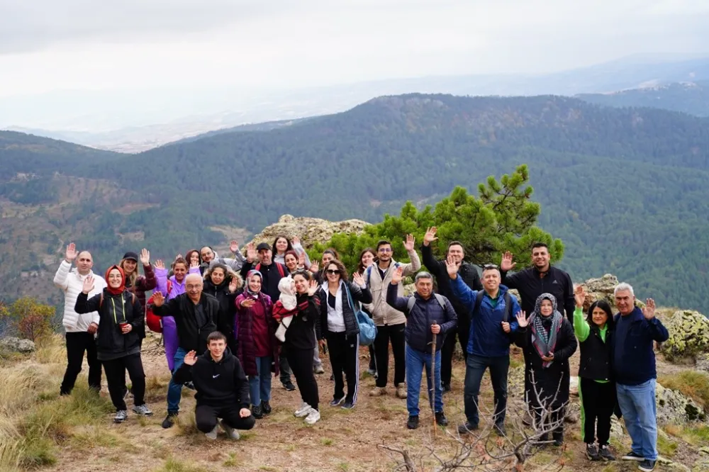 ÖĞRETMENEVİ GEZİ VE FOTOĞRAFÇILIK KULÜBÜNDEN DOĞA DOLU BİR BAŞLANGIÇ