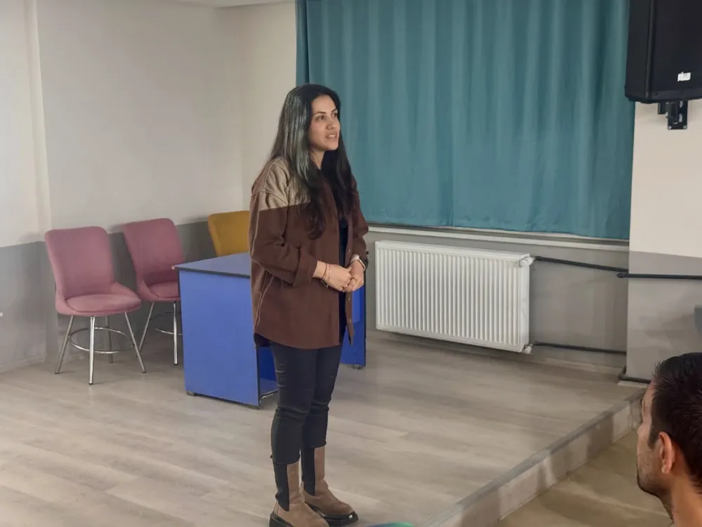 AİLE İÇİ ETKİLİ İLETİŞİM SEMİNERİ DÜZENLENDİ