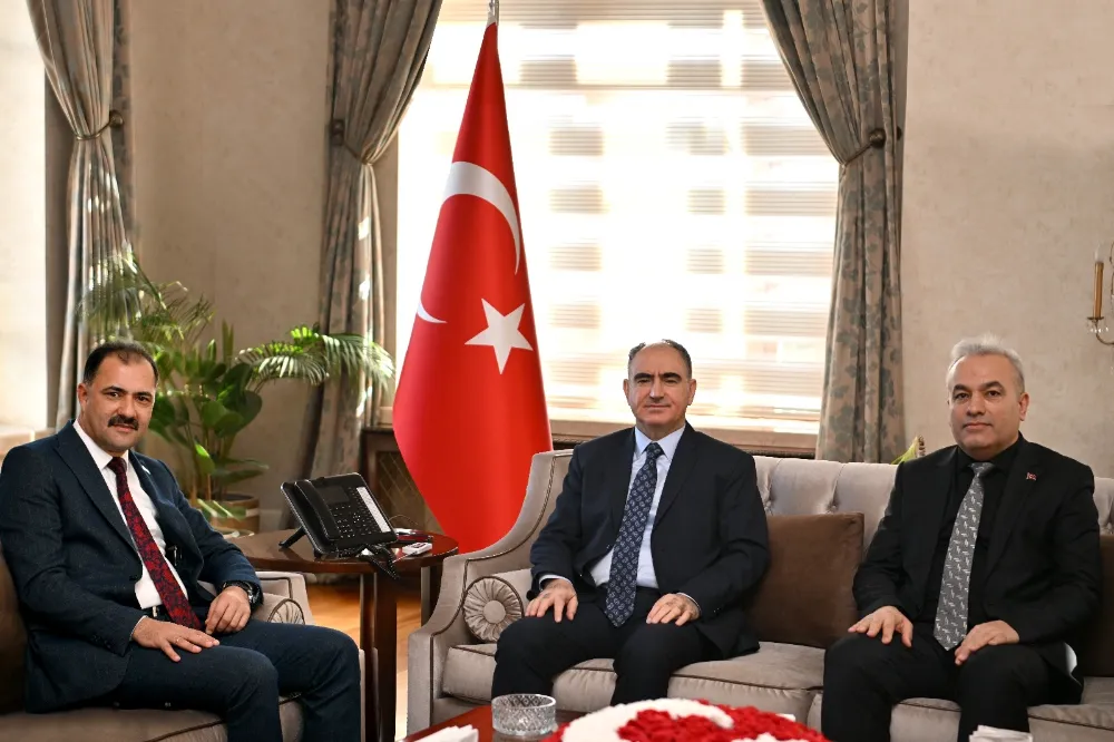 DEMİRCİ’NİN YATIRIMLARI İLE İLGİLİ  MANİSA VALİLİĞİNDE ÖNEMLİ TOPLANTI