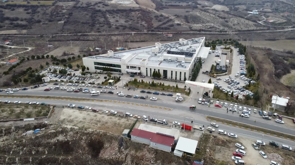 GÖZ POLİKLİNİĞİ 14 AYDA 864 CERRAHİ OPERASYON GERÇEKLEŞTİRDİ