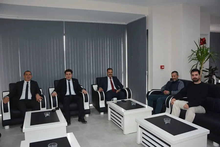 BELEDİYEYİ ZİYARET ETTİLER