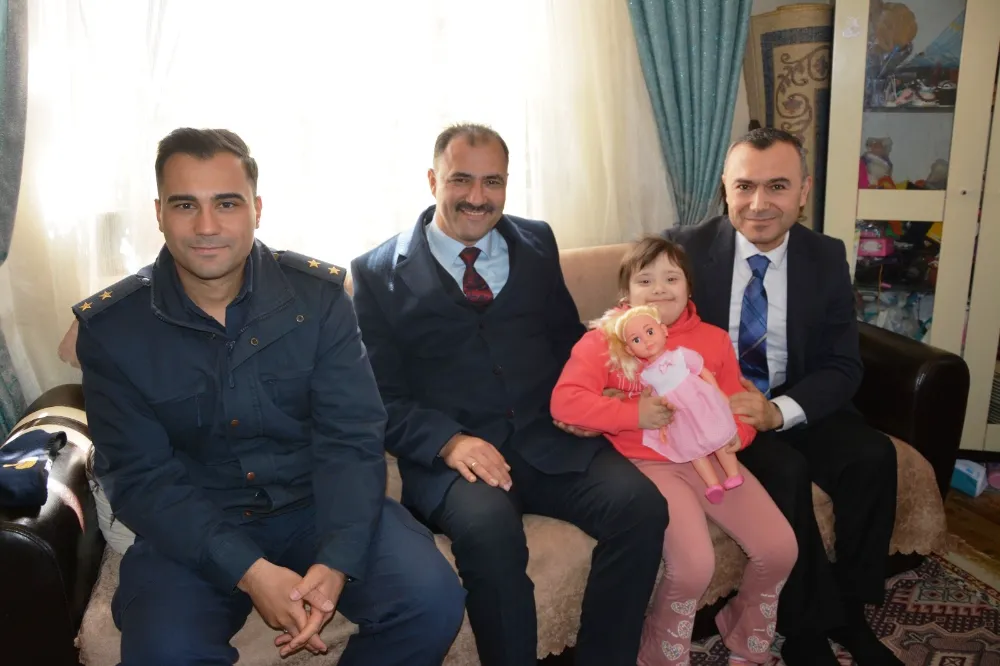 DEMİRCİ PROTOKOLÜNDEN  YÜZ GÜLDÜREN ZİYARET
