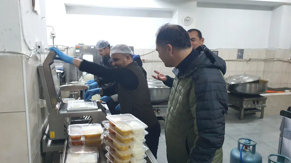 RAMAZAN AYI BOYUNCA 300 KİŞİNİN  EVİNE İFTAR YEMEĞİ İKRAM EDİLECEK