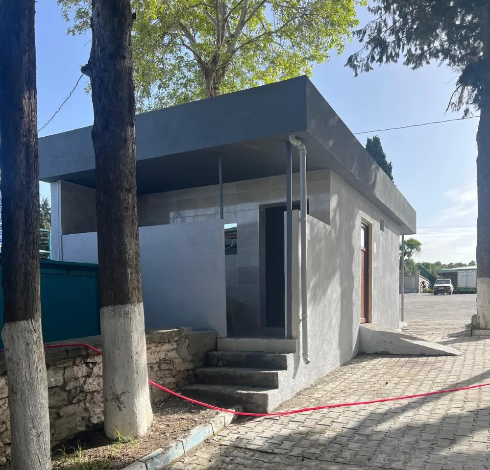 İLÇE  MEZARLIĞINDA MODERN  HİZMET ALANLARI HALKIMIZIN  KULLANIMINA SUNULDU