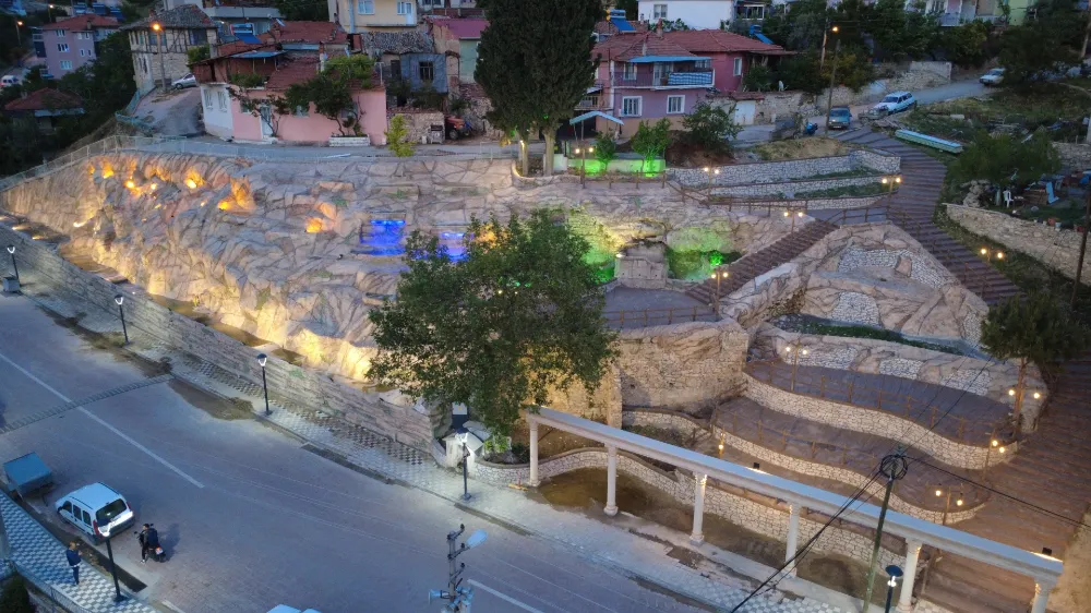 BAŞKAN ERKAN KARA, YILLARIN KÖTÜ GÖRÜNTÜSÜNE NEŞTER VURDU