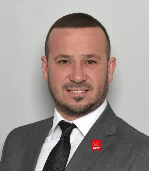 CHP’de Nöbet Değişimi