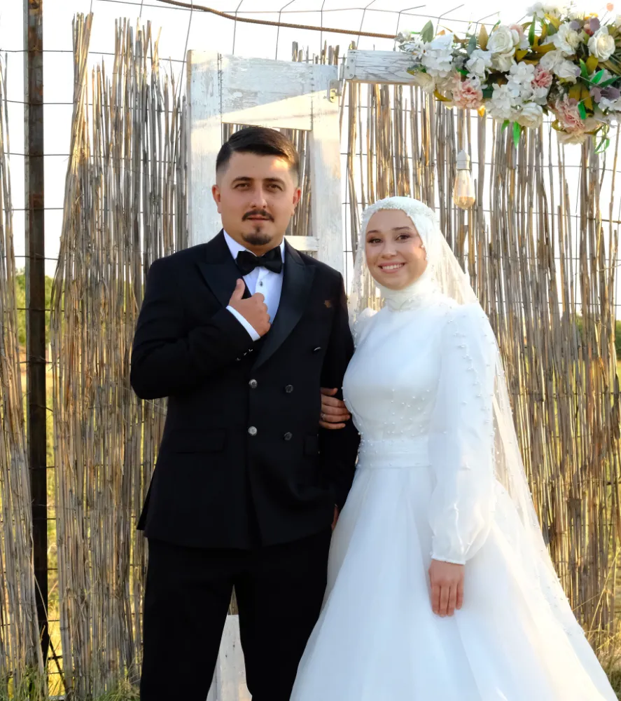 Tebrik Eder, Mutluluklar Dileriz...