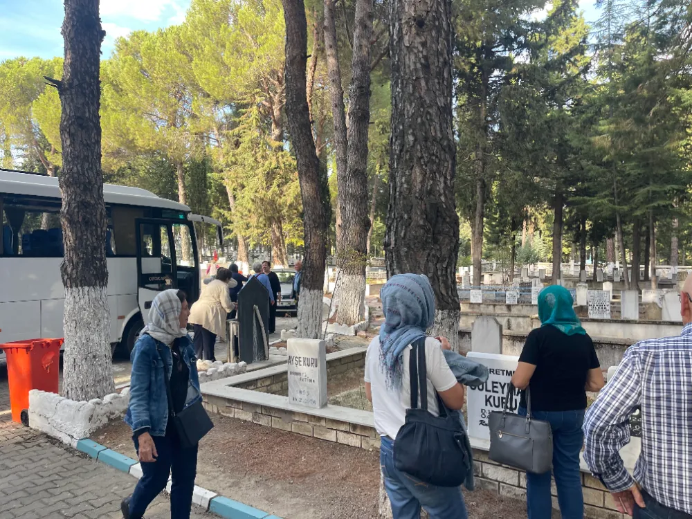 DEMİRCİ’YE KÜLTÜR GEZİSİ DÜZENLENDİ