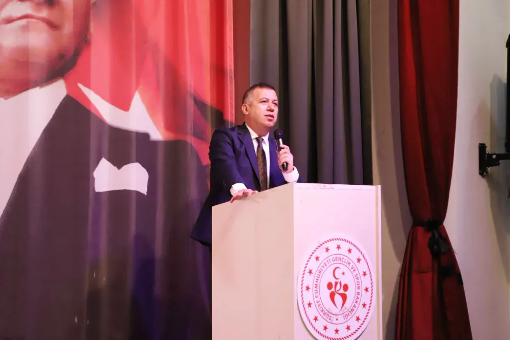 OKUL SERVİSİ ŞOFÖRLERİNE EĞİTİM SEMİNERİ DÜZENLENDİ
